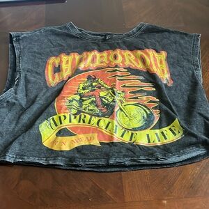 Gray sleeveless crop top